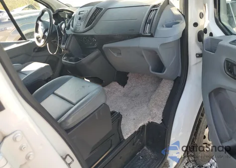 2017 Ford Transit T-250 z USA, uszkodzony, nr VIN 1FTYR1ZM9HKB06256